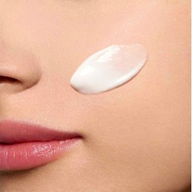 4 14 لوشن ضد لک و سفیدکننده کلارنس اصل