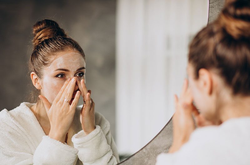 خانم سی e1759925124560 خرید ژل شستشو ویتامین C سیمپل مدل Glow Facial Wash حجم 150 میل | روشنکننده و شادابکننده پوست