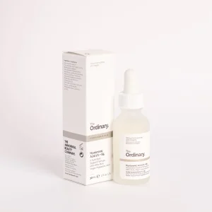 سرم هیالورونیک اسید اوردینری The Ordinary Hyaluronic Acid 2% + B5 مناسب برای آبرسانی عمیق، حفظ رطوبت و افزایش نرمی و لطافت پوست